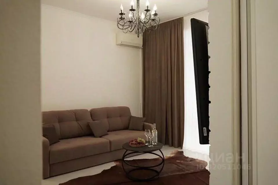 1-к кв. Краснодарский край, Анапа ул. Славная, 27 (48.0 м) - Фото 0