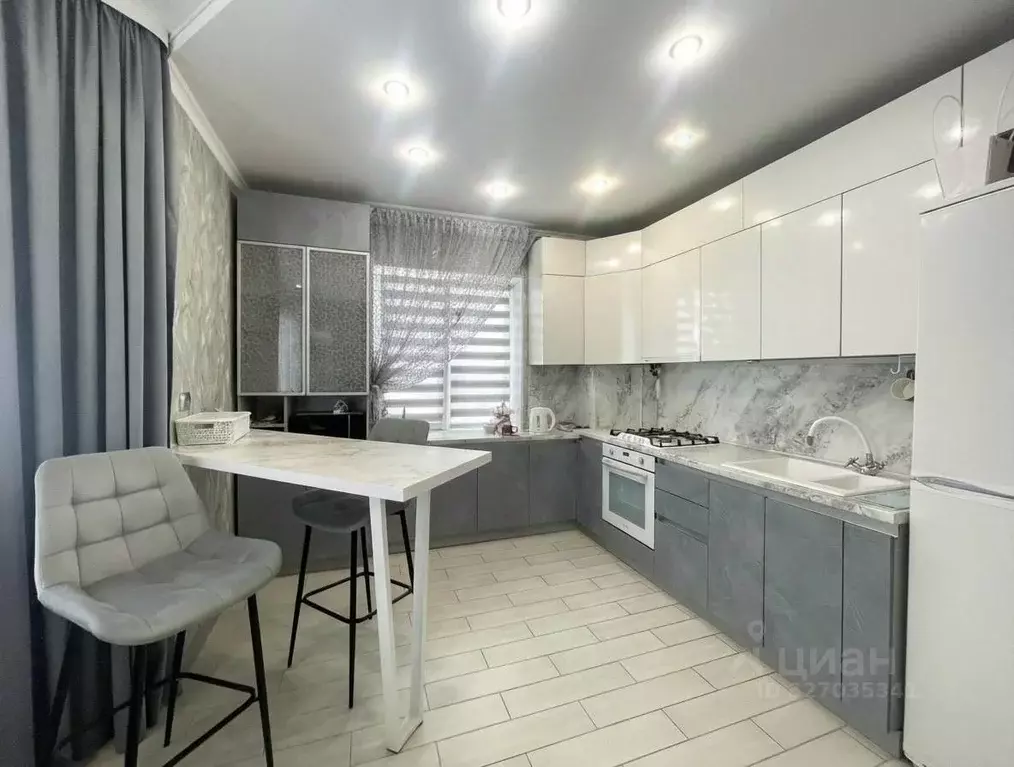 Дом в Белгородская область, Белгородский район, Разумное рп ул. ... - Фото 1