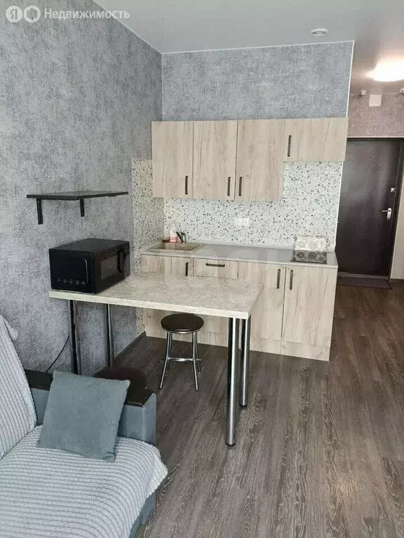 1-комнатная квартира: Кемерово, улица Мичурина, 58 (24 м) - Фото 2