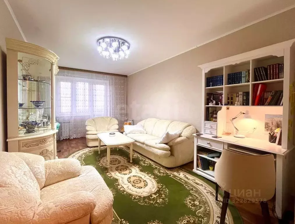 3-к кв. Курская область, Курск просп. Анатолия Дериглазова, 5 (76.9 м) - Фото 1