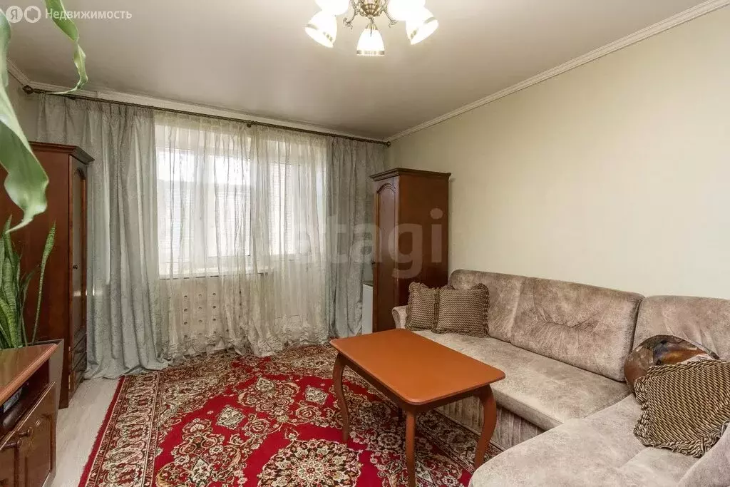 3-комнатная квартира: Тюмень, Калининский округ, Садовая улица, 119 ... - Фото 1