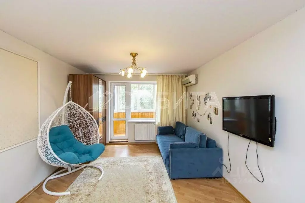 4-к кв. Тюменская область, Тюмень ул. 50 лет Октября, 30 (106.5 м) - Фото 1