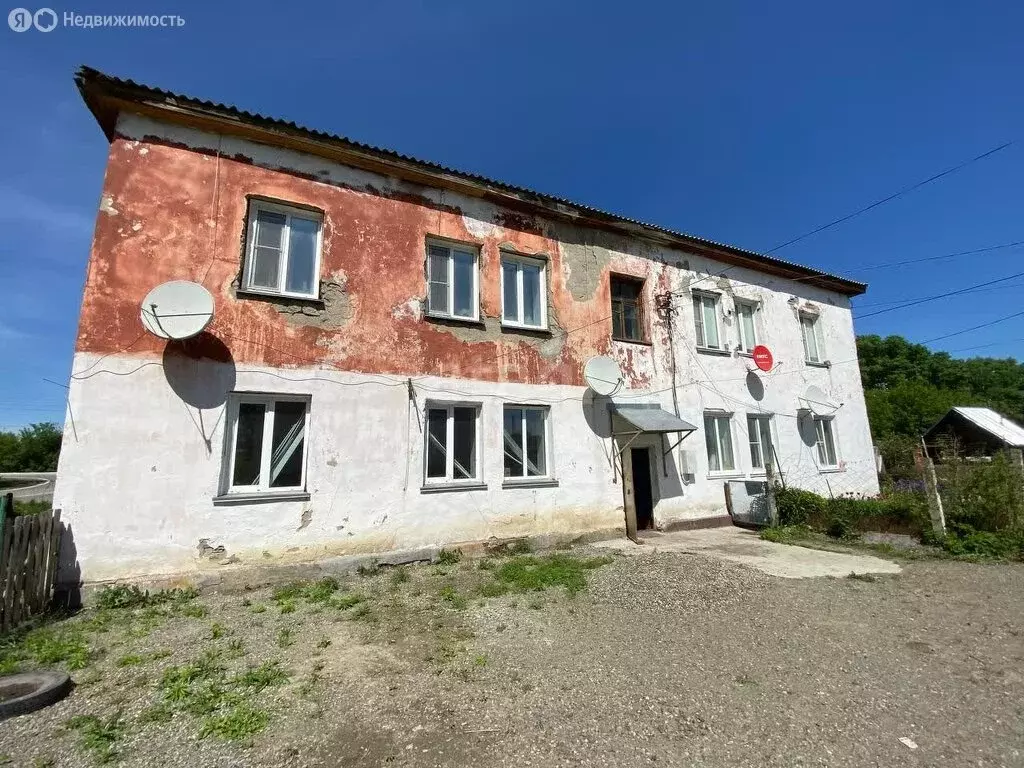 3-комнатная квартира: Бийский район, посёлок Ягодный, Центральная ... - Фото 0
