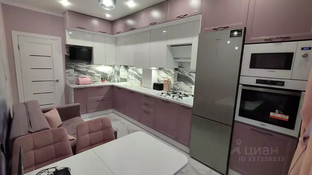 2-к кв. Калининградская область, Калининград Осенняя ул., 4 (67.0 м) - Фото 1