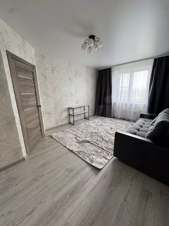 1-к. квартира, 32 м, 9/10 эт. - Фото 0