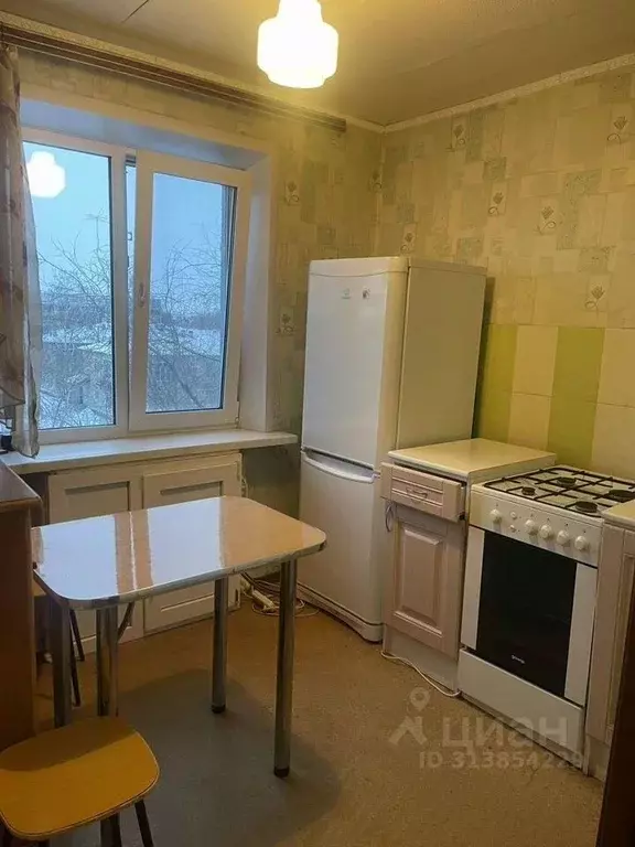 2-к кв. Самарская область, Новокуйбышевск ул. Дзержинского, 8 (46.0 м) - Фото 0