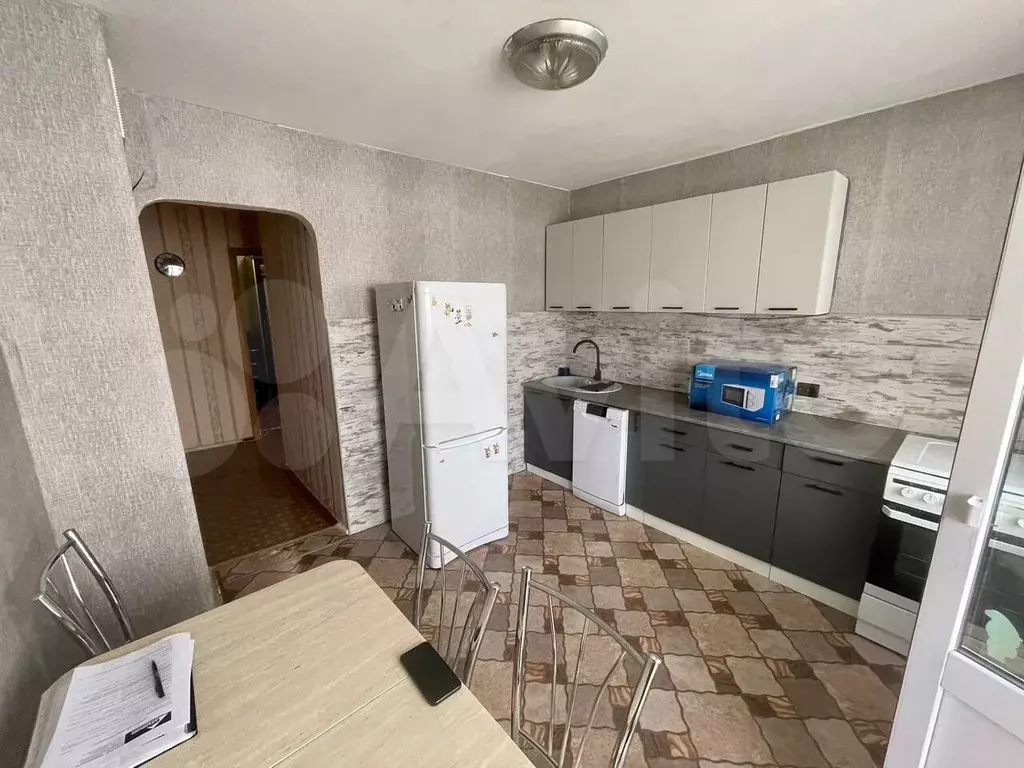 3-к. квартира, 76 м, 4/4 эт. - Фото 0