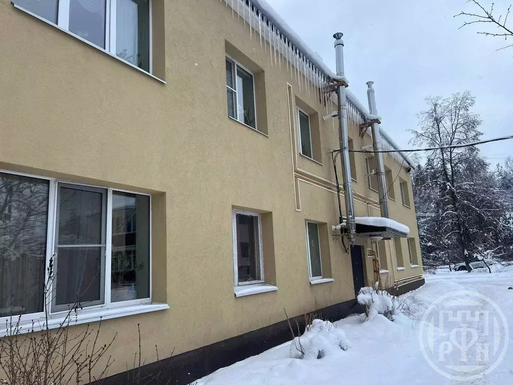 3-к кв. Ленинградская область, Тихвин Плаунская ул., 7 (59.7 м) - Фото 2