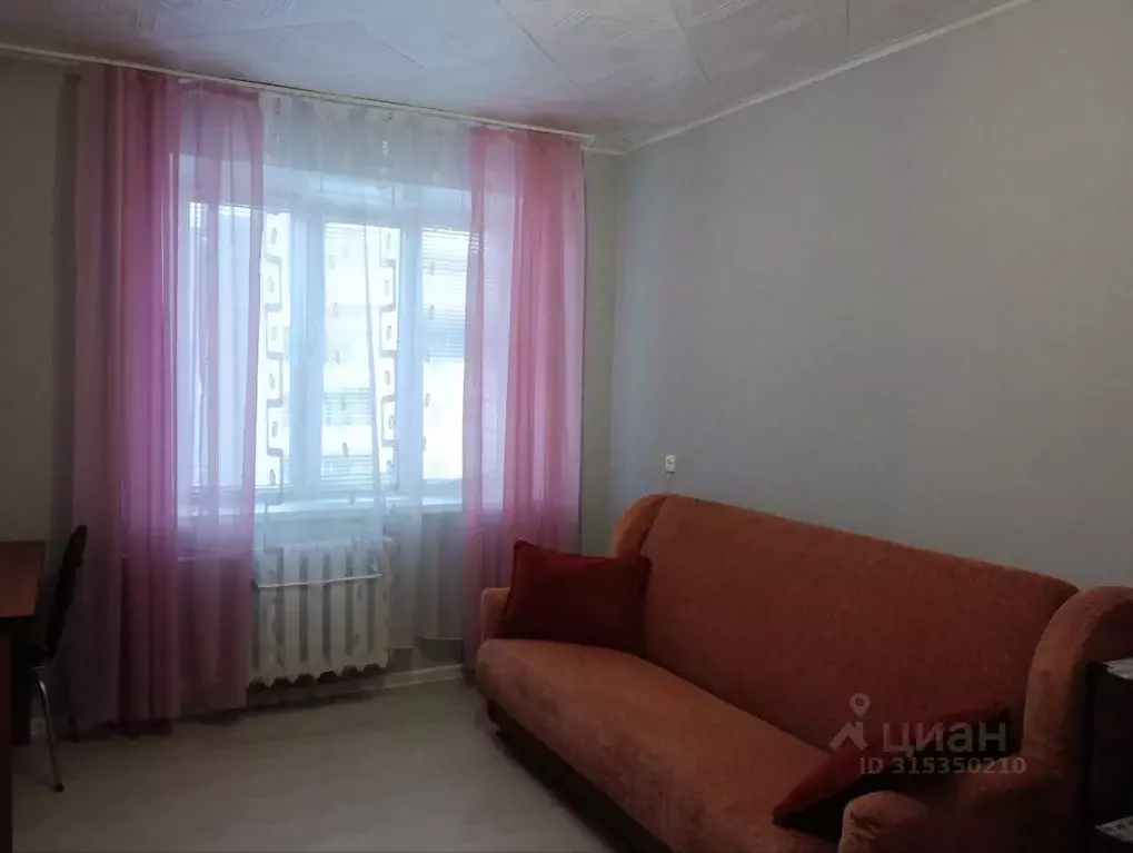 Комната Владимирская область, Владимир ул. Батурина, 37 (18.0 м) - Фото 1