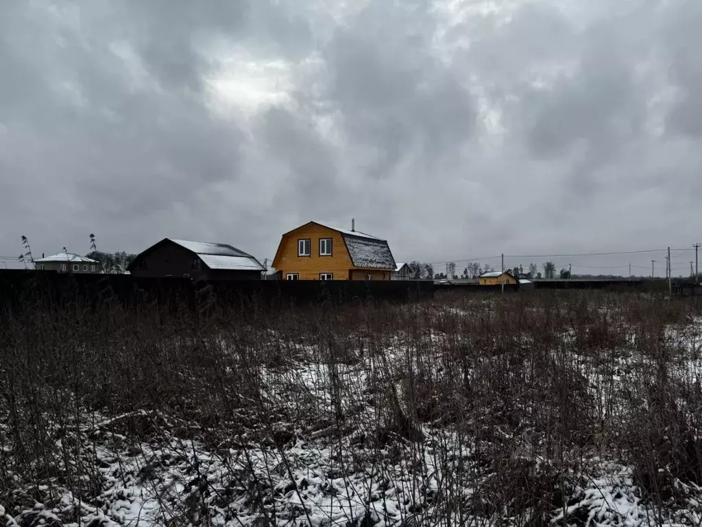 Участок в Московская область, Балашиха городской округ, д. Дятловка 13 ... - Фото 0