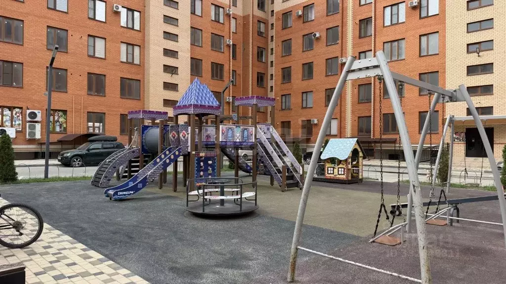 1-к кв. Дагестан, Каспийск ул. Цилингская, 33 (47.0 м) - Фото 1