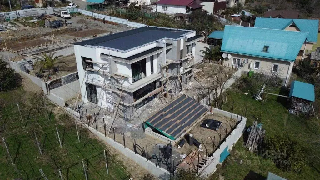 Дом в Краснодарский край, Сочи Блиново мкр, ул. Лесная, 9 (300 м) - Фото 1