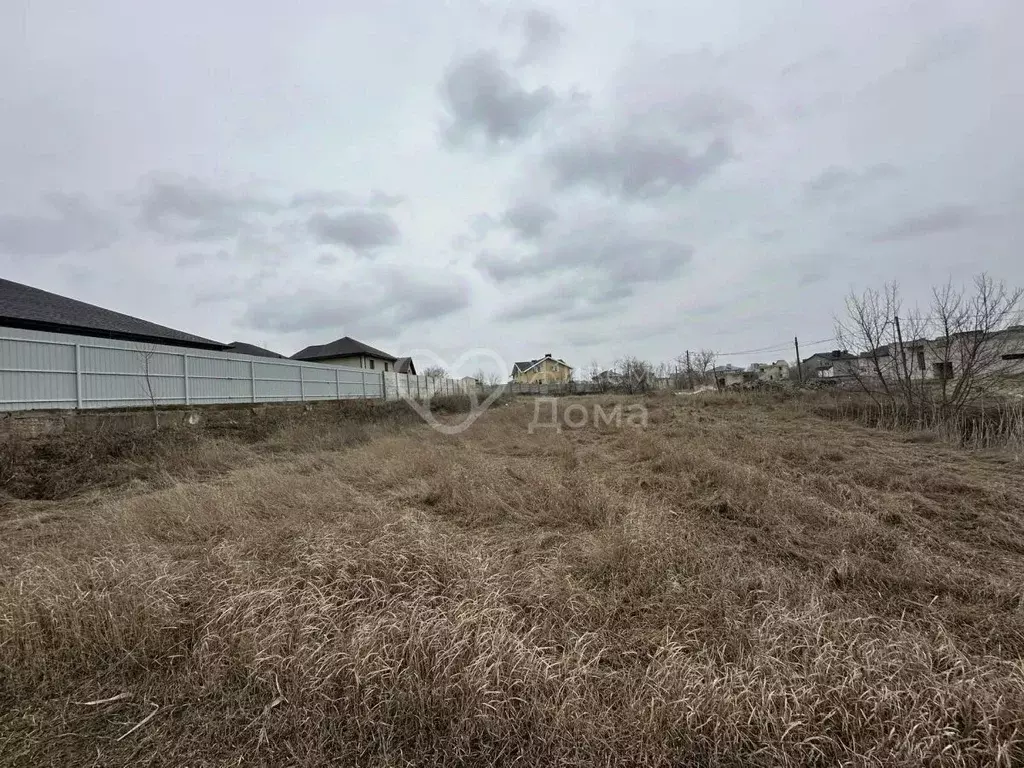 Участок в Волгоградская область, Волгоград Солнечный мкр, ул. ... - Фото 1