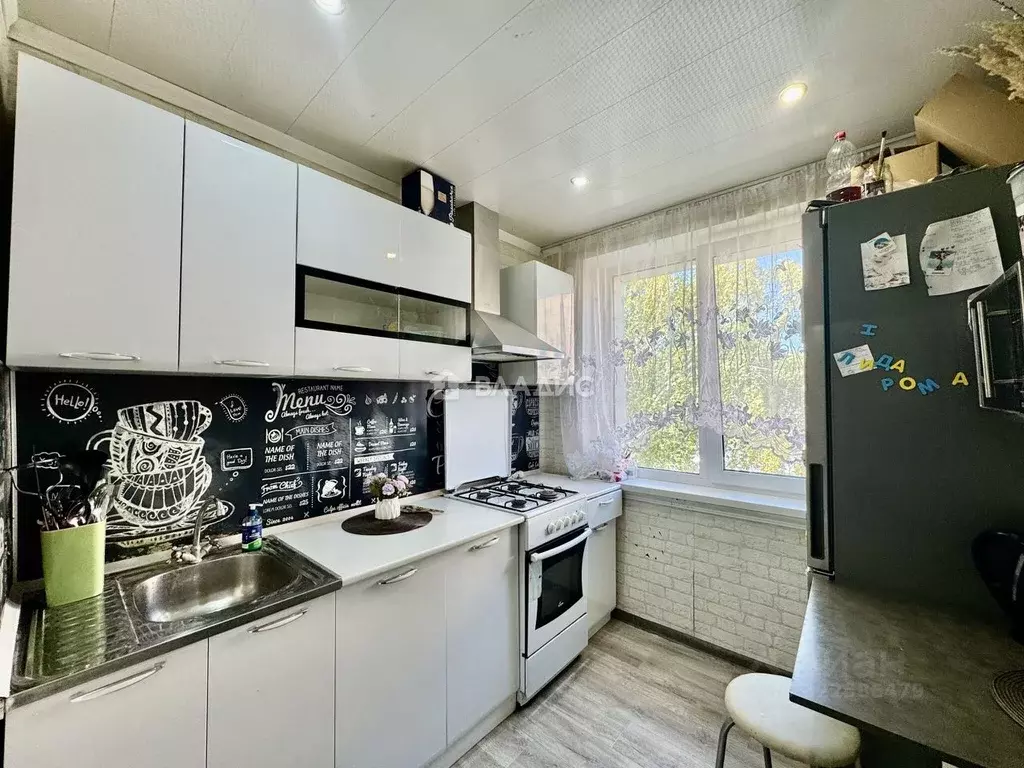 2-к кв. Белгородская область, Старый Оскол Приборостроитель мкр, 19 ... - Фото 1