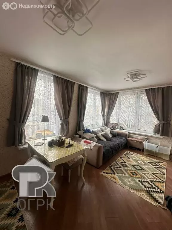 2-комнатная квартира: деревня Сапроново, микрорайон Купелинка, квартал ... - Фото 0