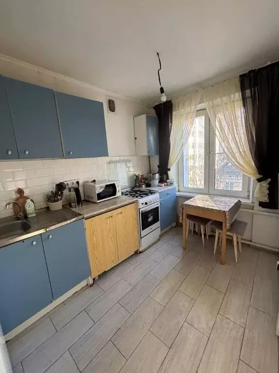 Комната Москва Карамышевская наб., 18к1 (10.0 м) - Фото 1