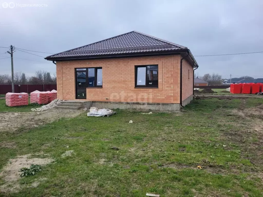 Дом в Динской район, село Красносельское (97 м) - Фото 1
