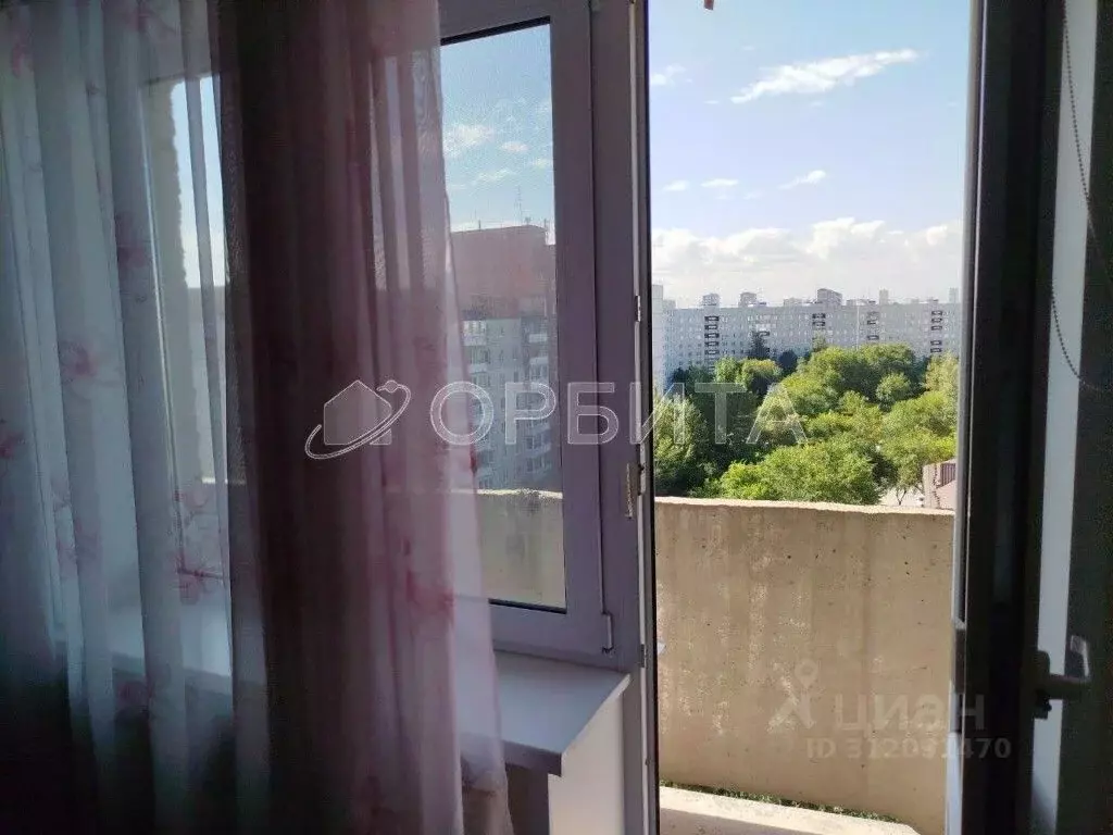 1-к кв. Тюменская область, Тюмень ул. Мельникайте, 127а (32.0 м) - Фото 0