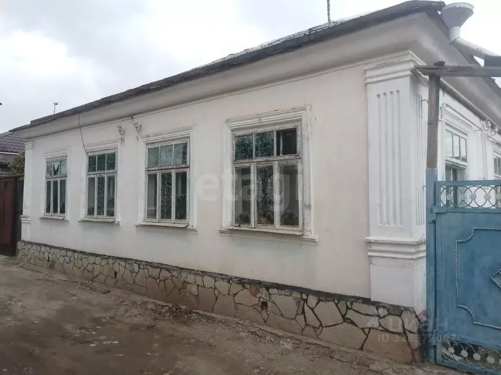 Дом в Краснодарский край, Ейск Армавирский пер. (84 м) - Фото 1