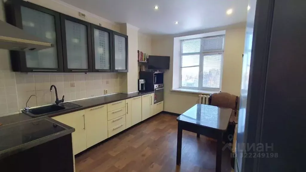 3-к кв. Татарстан, Нижнекамск просп. Химиков, 90 (93.8 м) - Фото 1