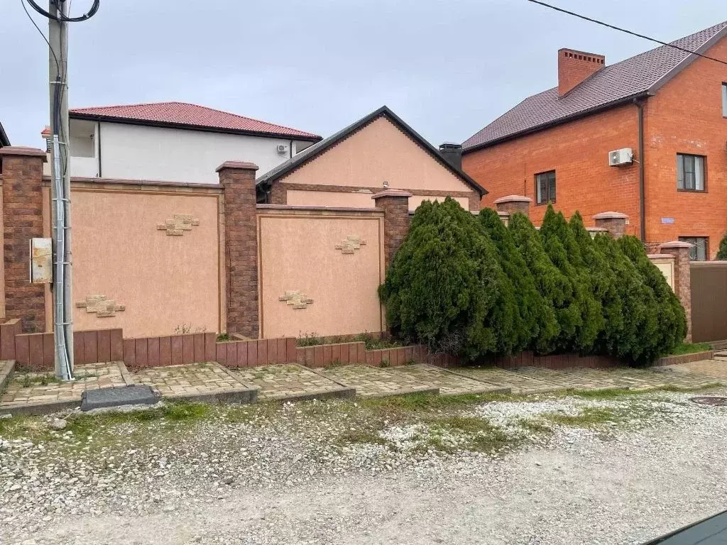 Дом в Краснодарский край, Геленджик ул. Александра Блока, 76 (317 м) - Фото 2