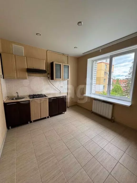 2-к. квартира, 70 м, 4/9 эт. - Фото 0