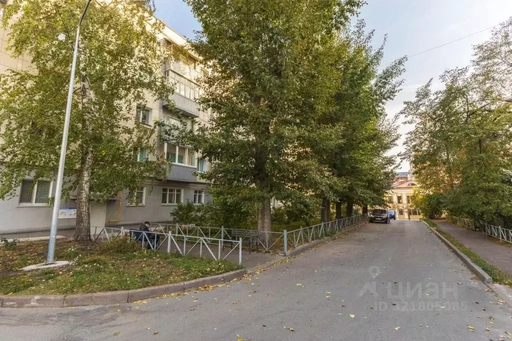 2-к кв. Татарстан, Казань ул. Гаяза Исхаки, 1 (45.0 м) - Фото 2