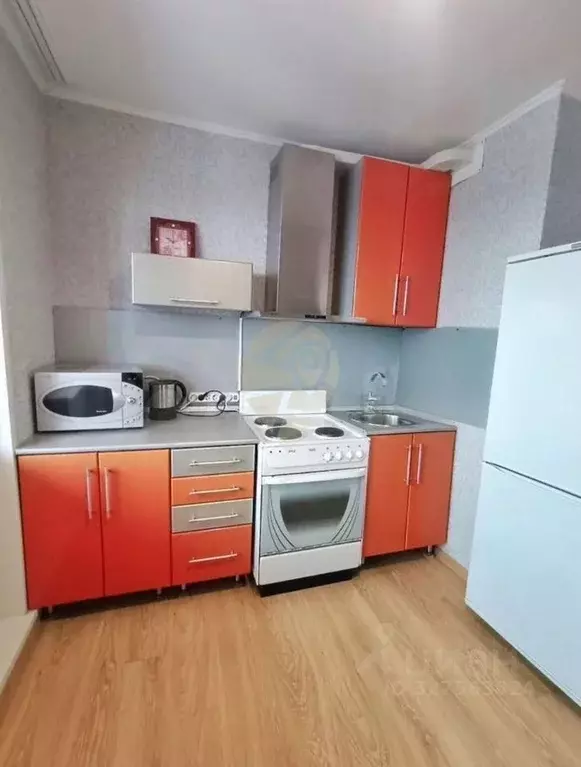 1-к кв. Белгородская область, Старый Оскол Космос мкр, 9 (35.0 м) - Фото 1