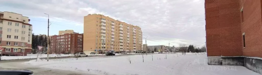 Свободной планировки кв. Свердловская область, Ревда ул. Максима ... - Фото 0