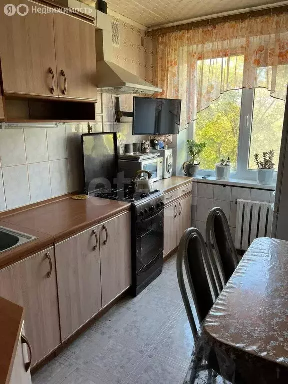 3-комнатная квартира: Оренбург, улица Дружбы, 12/1 (55 м) - Фото 1