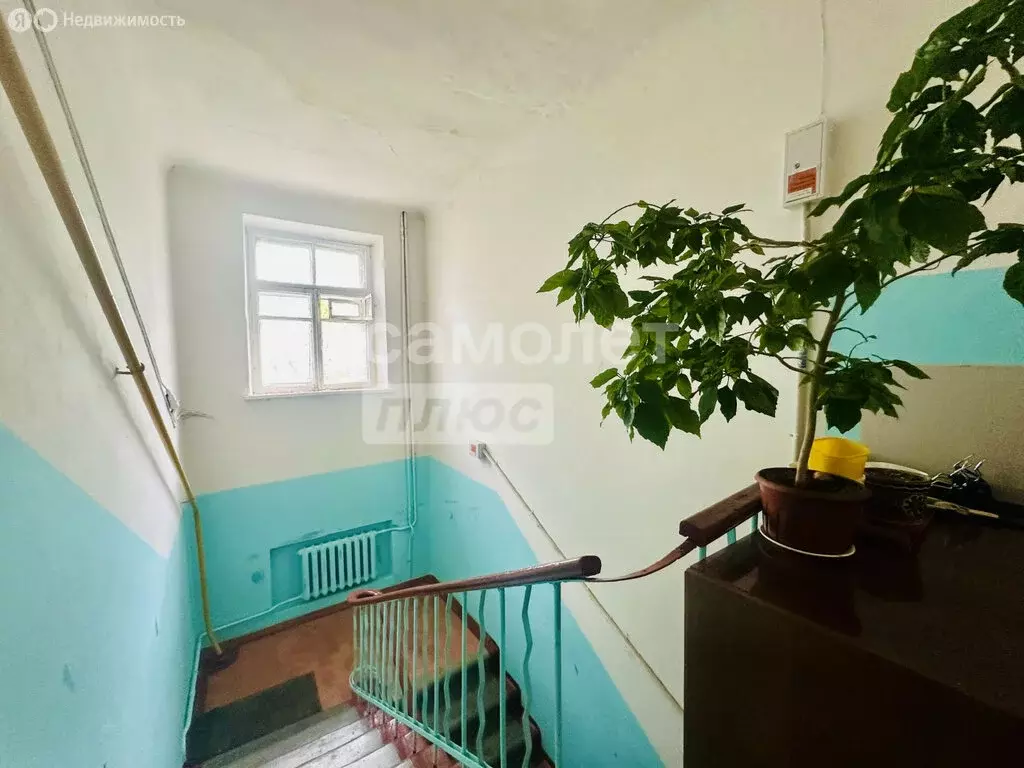 2-комнатная квартира: Краснокамск, Большевистская улица, 15 (45 м) - Фото 0