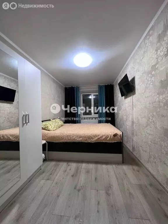 3-комнатная квартира: Шахты, улица Державина, 32 (57 м) - Фото 1