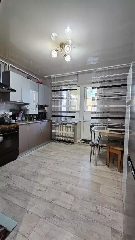 2-к кв. Краснодарский край, Ейск Коммунистическая ул., 85/8 (56.8 м) - Фото 1