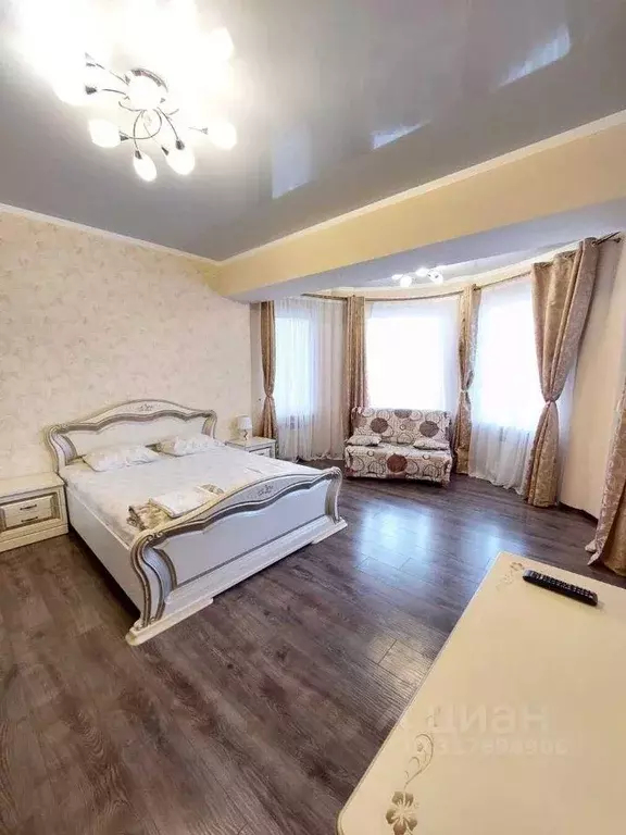Квартира, 1 комната, 60 м - Фото 0