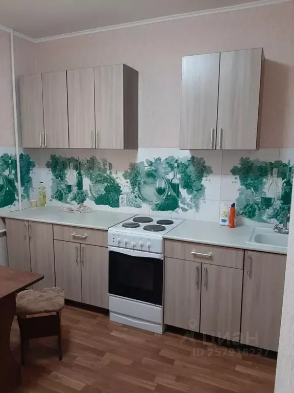 1-к кв. Курская область, Курск просп. Вячеслава Клыкова, 52 (37.0 м) - Фото 1