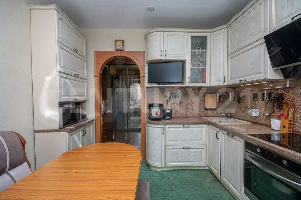 2-к. квартира, 56 м, 6/9 эт. - Фото 1