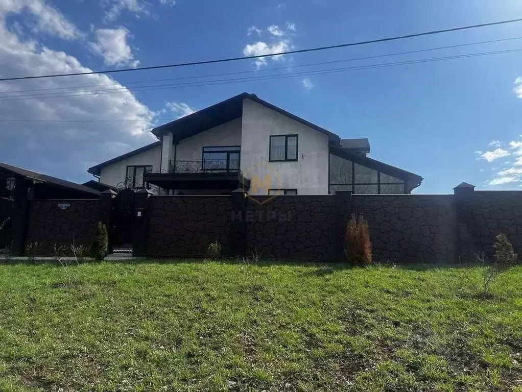 Дом в Белгородская область, Белгородский район, с. Стрелецкое ул. ... - Фото 1