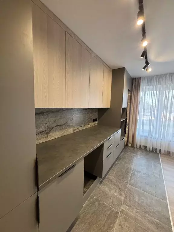 3-к кв. Брянская область, Брянск ул. Комарова, 47 (81.69 м) - Фото 2