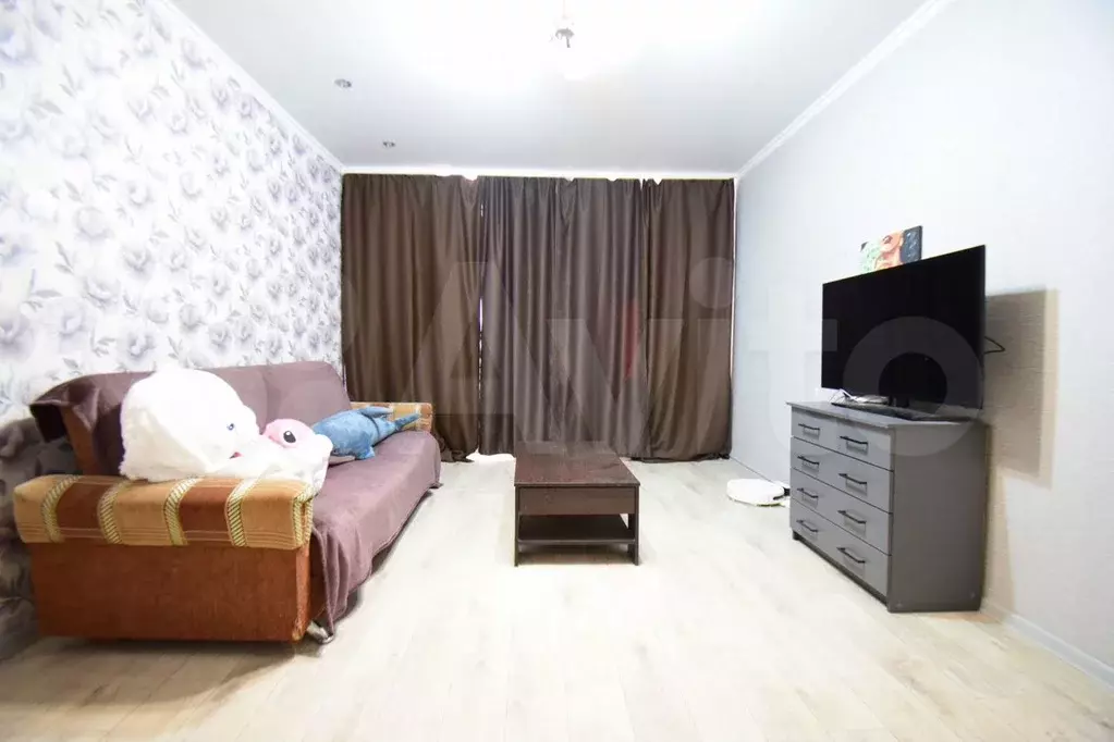 2-к. квартира, 58 м, 5/5 эт. - Фото 1