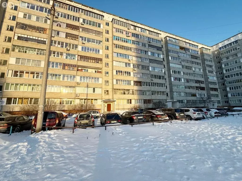 3-комнатная квартира: Йошкар-Ола, улица Кирова, 9 (79.3 м) - Фото 1