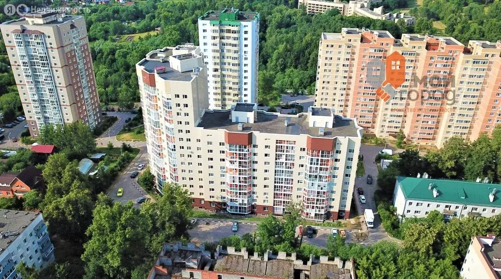 2-комнатная квартира: Звенигород, микрорайон Южный, Радужная улица, 21 ... - Фото 1