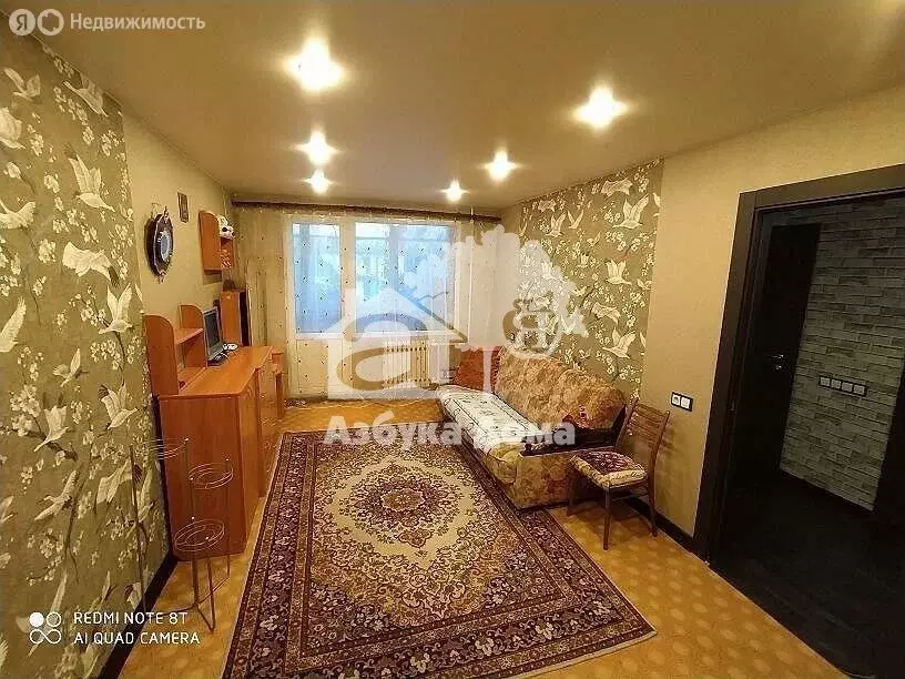 1-комнатная квартира: Коммунар, Садовая улица, 6 (36.6 м) - Фото 2