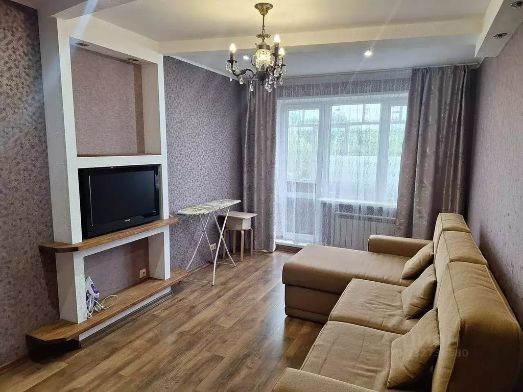 2-к кв. Чувашия, Чебоксары ул. Мичмана Павлова, 30 (50.0 м) - Фото 1