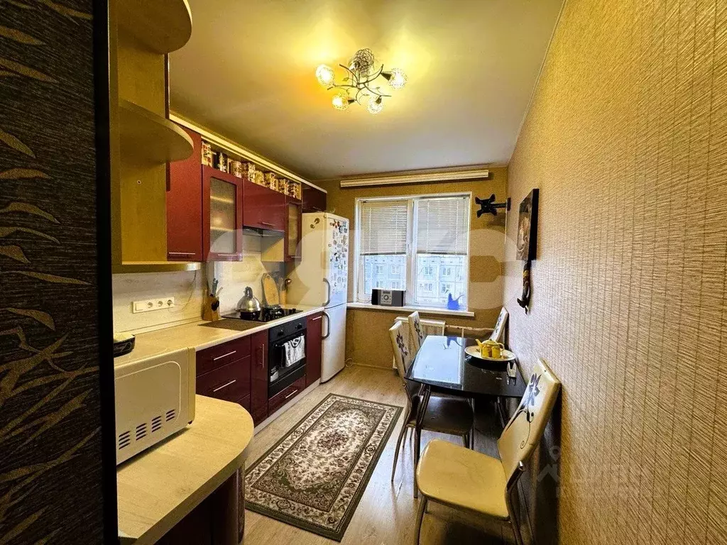 2-к кв. Волгоградская область, Волгоград ул. Маршала Еременко, 60 ... - Фото 1