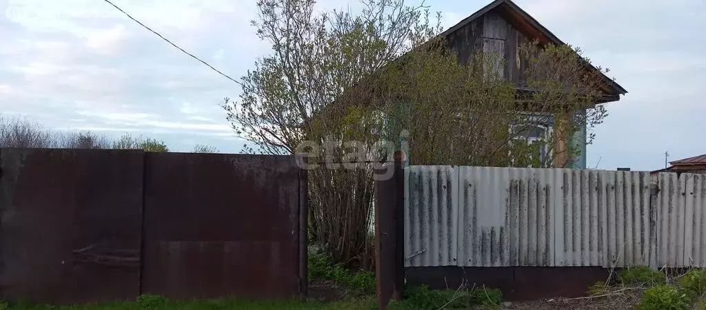 Дом в Курганская область, Шадринский муниципальный округ, деревня ... - Фото 1