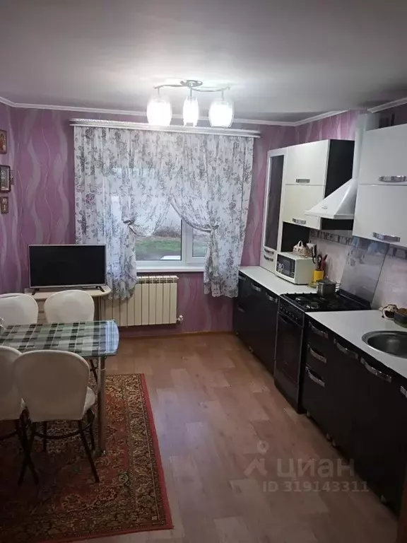 Дом в Саратовская область, Петровск Московская ул. (100 м) - Фото 1