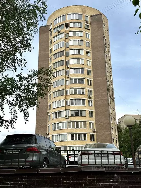 3-к кв. Московская область, Красногорск Лесная ул., 17 (107.2 м) - Фото 0