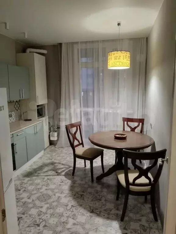 1-к. квартира, 42 м, 1/9 эт. - Фото 0