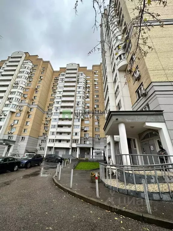 Гараж в Москва Велозаводская ул., 2К3 (13 м) - Фото 1