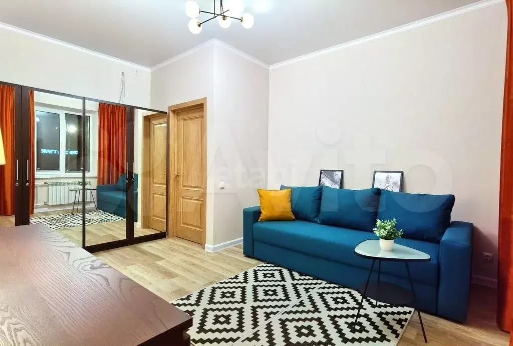 2-к. квартира, 50 м, 2/4 эт. - Фото 0